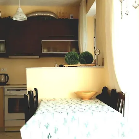 Sunny In Quiet Part Of Centre * Sarandë